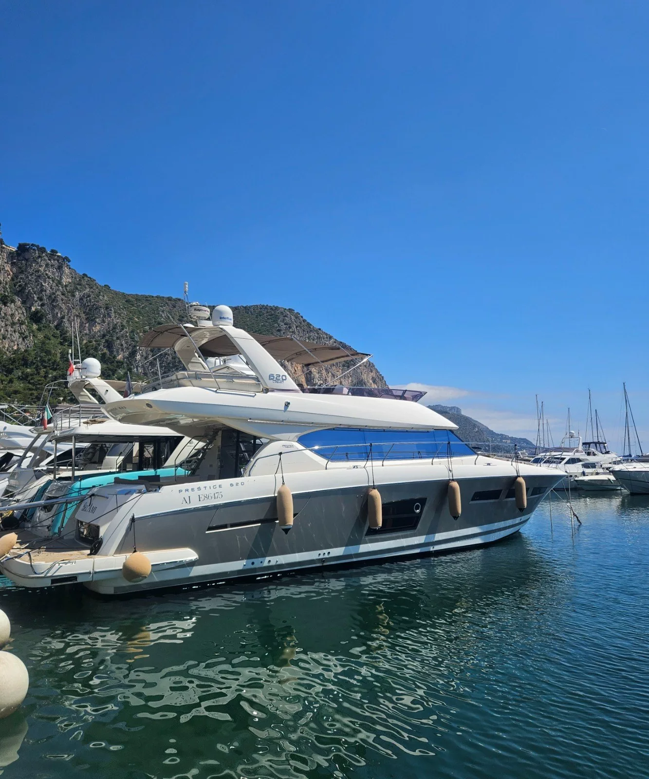 JEANNEAU Prestige 620 à vendre à Beaulieu sur Mer